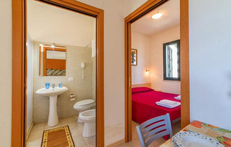 Bathroom 5, Lilybeo Village, Trapani
