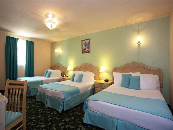 Bedroom 2, Paradise Suites Hotel
