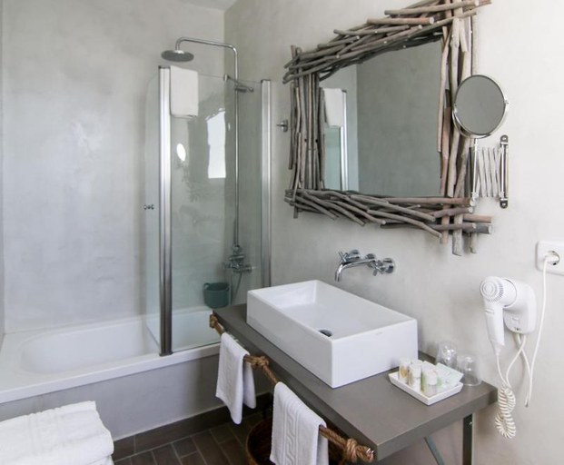 Bathroom 4, Hotel Capri Sitges, Barcelona