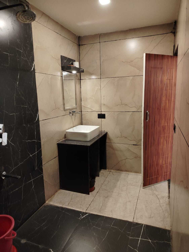 Bathroom 4, Kuyal Corbett Resort, Nainital