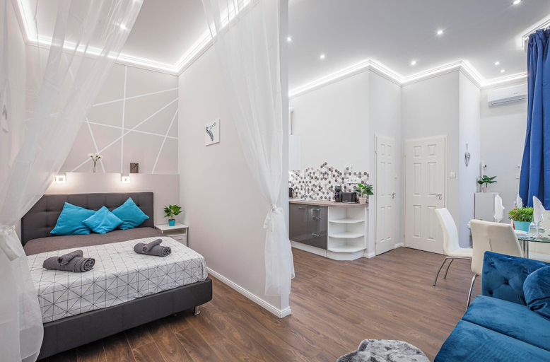 Room 3, Quiet Downtown Haven— 2Br | A/C | Free Parking, Budapesti