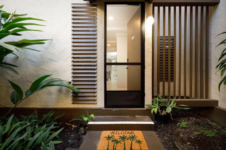 Exterior 2, Kona Mansions#124, Hawaii