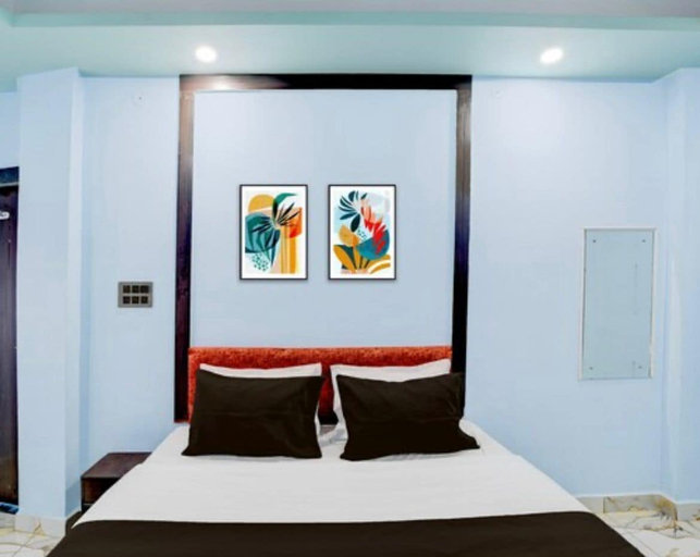 Room 3, Hotel 5G, Bhopal