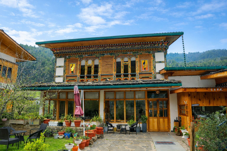 Exterior & Views 2, Om Amriti, Chang