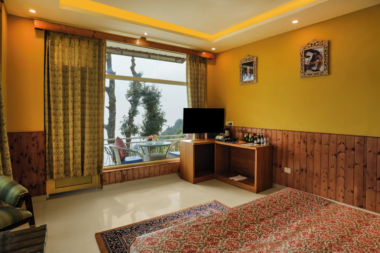 Room 2, Mary's Chalet, Chamba