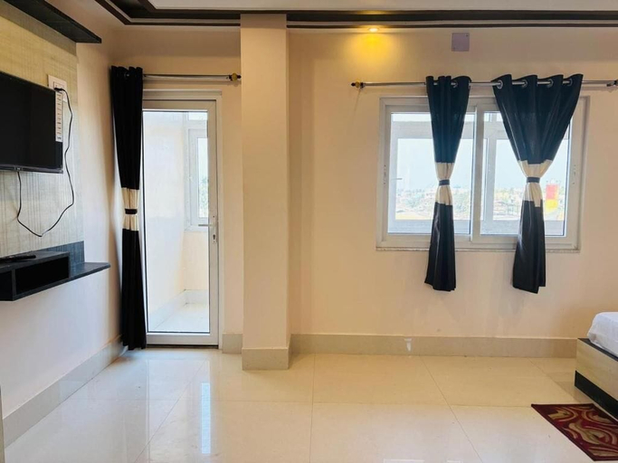 Room 5, Hotel BN Palace, North 24 Parganas