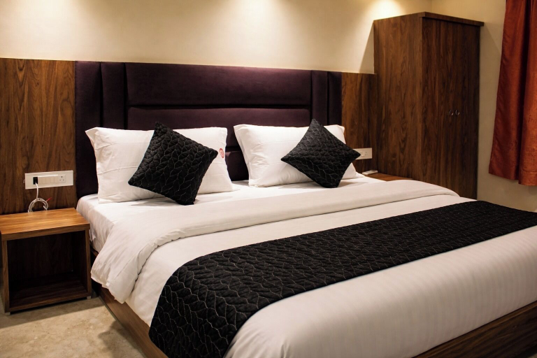 Room 4, Hotel Gorli Heritage, Hardwar