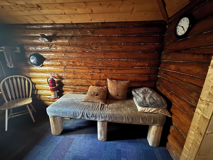 Living area 4, Log Cabin Wilderness Lodge, Valdez-Cordova