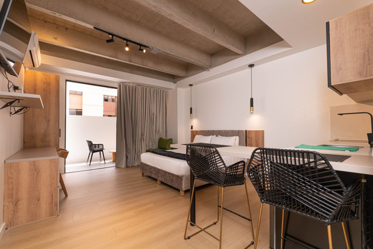 Room 3, Opera 201 in Medell n, Medellín