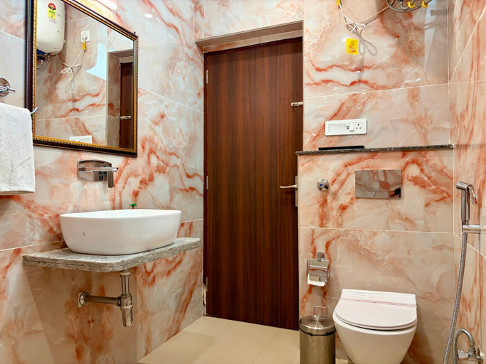 Bathroom 3, Chitawa Haveli A Luxury Heritage Hotel, Jaipur