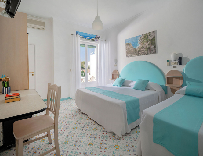 Bedroom 5, Hotel Carmencita, Napoli