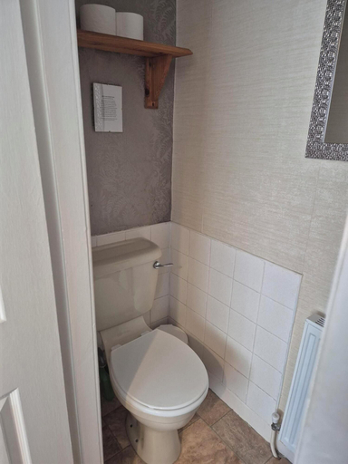 Bathroom 3, The Rutlands, Blackpool