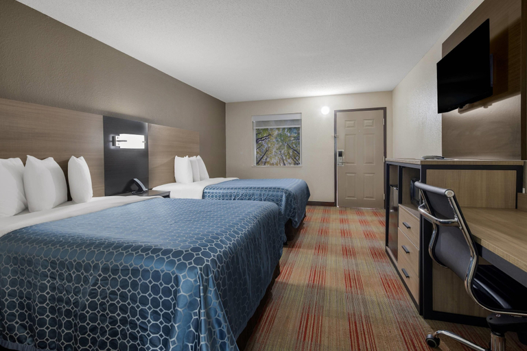 Bedroom 3, Rodeway Inn Ardmore I-65, Giles