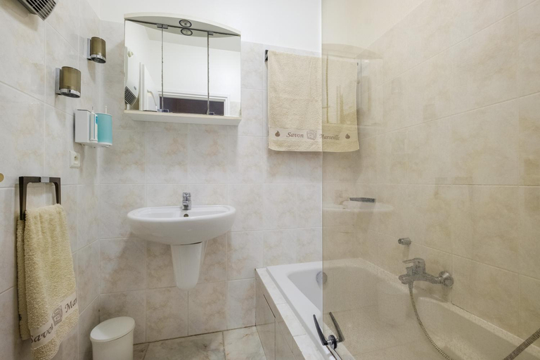 Bathroom, Appartement Numero 1 - piscine, Alpes-Maritimes