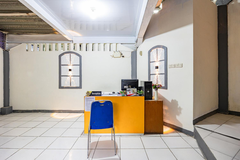 Public Area 3, Simple Hotel Bogor RedPartner, Bogor