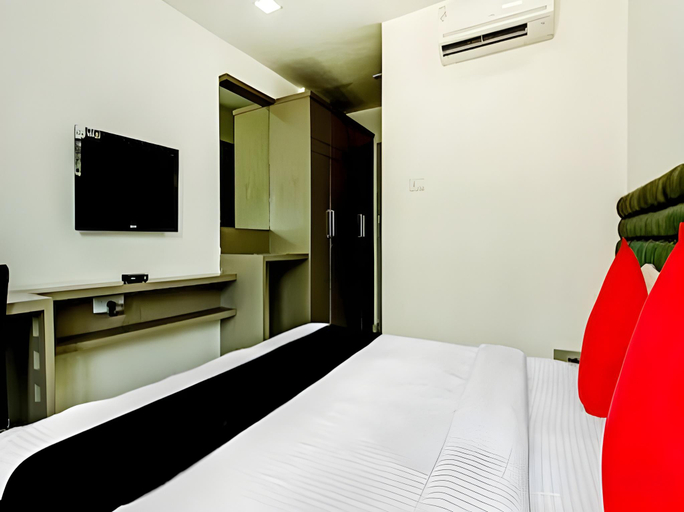 Bedroom 2, La Riviera Suites, Hyderabad