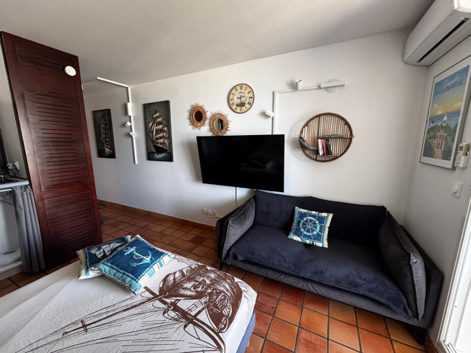 Bedroom, La Caravelle - Studio Lumineux Evasion en Bord de Mer, La Trinité