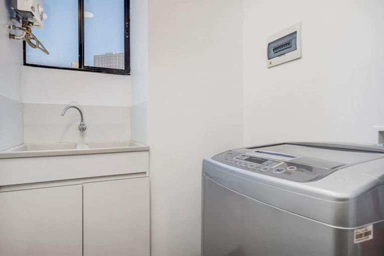 Room 5, Class Suites - 1204 in Medell n, Medellín