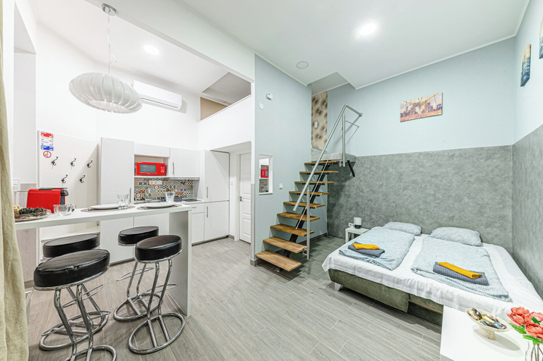 Living area, Casa Bella Apartments, Budapesti