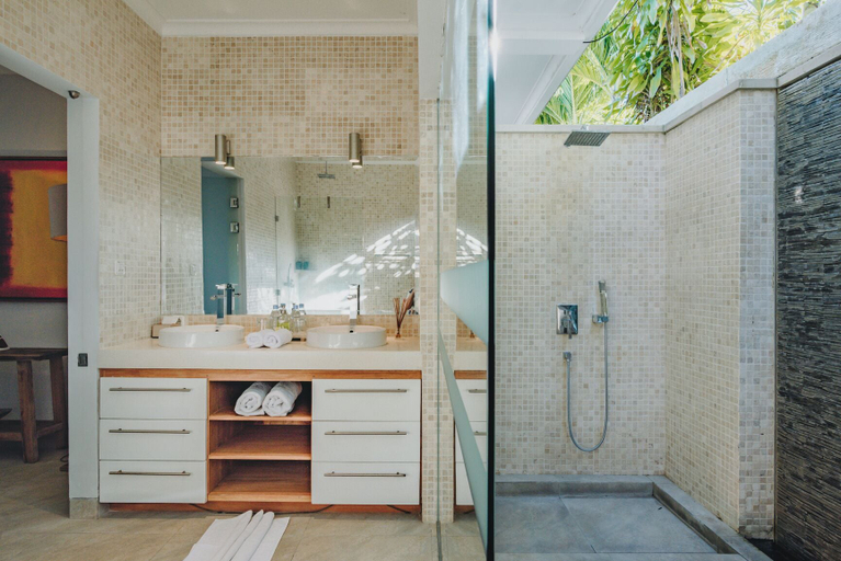 Bathroom 5, Deep Blue Villa, Buleleng