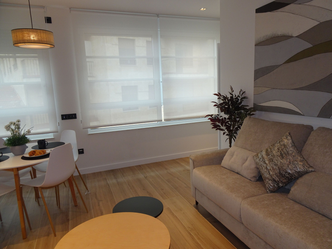 Living area 5, Apartamentos Prior by gaiarooms, Salamanca