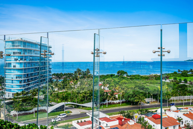 Exterior 2, Stylish Ocean-view Condo With Pool, Gym, Private Balcony, AC, & Wifi, Compostela