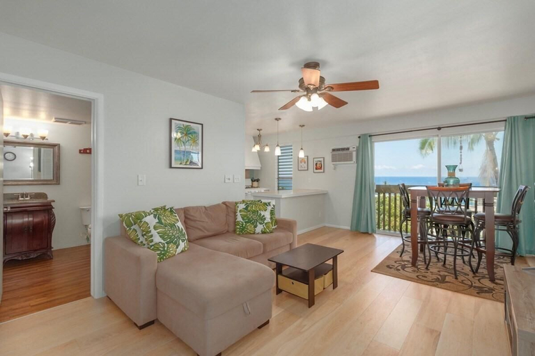 Living area 2, Kona Mansions#309, Hawaii