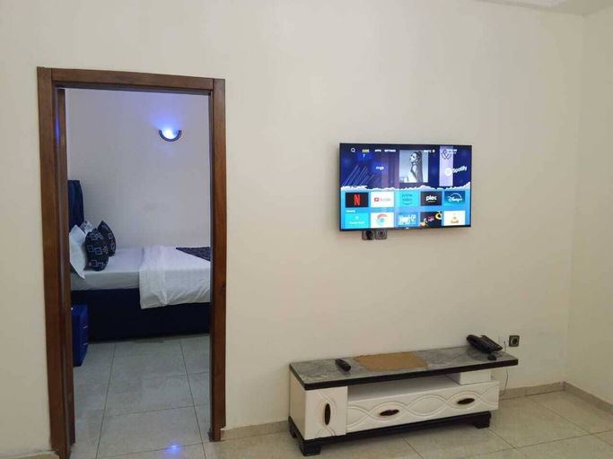 Room 5, HOTEL NJENKA, Mfoundi