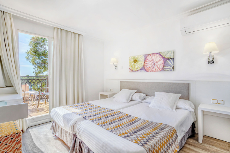 Bedroom 3, Hotel Morlans Garden, Baleares