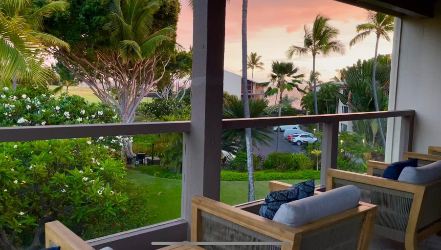 Property grounds 3, Checahale: Gorgeous Top Floor Corner With AC, Hawaii