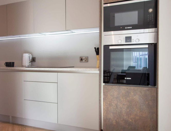 Private kitchen 2, Anaconda Cut - Campus Accommodation, Manchester