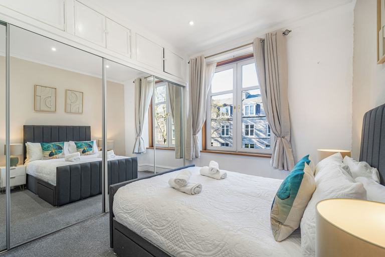 Bedroom 3, Comfortable West End Flat With Parking Easy Access, Aberdeen