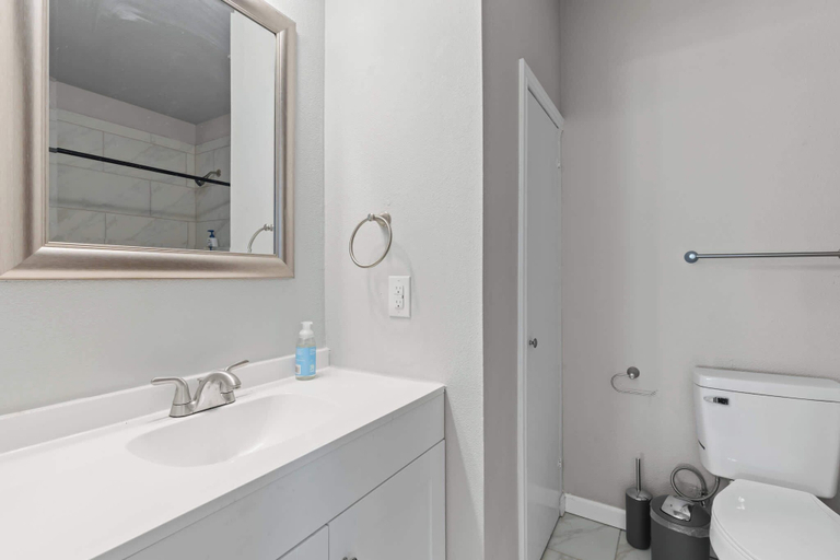 Interior 5, Charming 1-bedroom Retreat in Fort Worth, Fort Worth