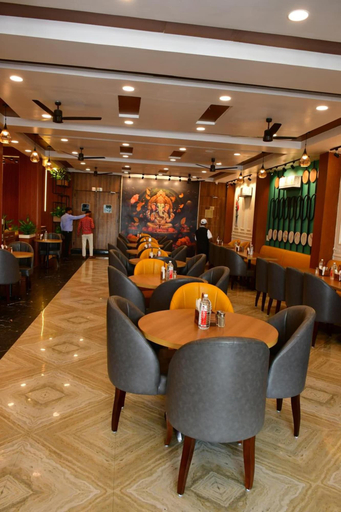 Dining 3, Sagar Ratna, Mathura