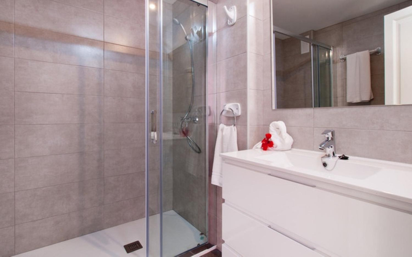 Bathroom 2, SUN OF THE BAY 3 (VIDALBA B3 - A3), Baleares