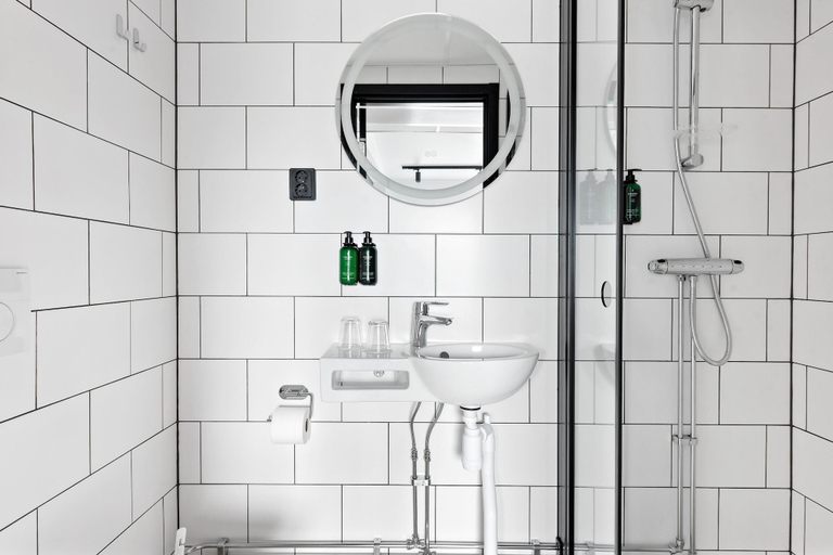 Bathroom 5, Best Western Hotel Esplanade, Västerås