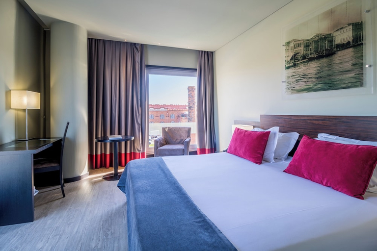 Bedroom 3, Melia Ria, Aveiro