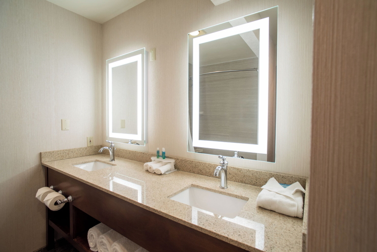 Bathroom 3, HiMark, El Dorado