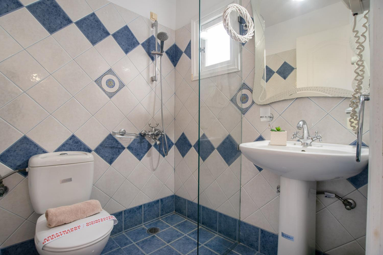 Bathroom 4, Sunrock Suites - Villa Margarita, South Aegean