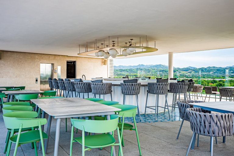 Outdoor dining 2, Ocean-view Condo With Balcony, Central AC, Pool, Gym, Cinema, & bar, Compostela
