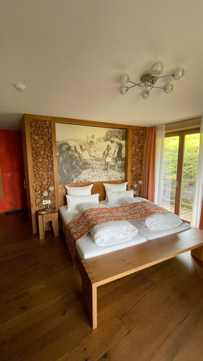 Bedroom 3, Neumaier's Hotel, Ortenaukreis