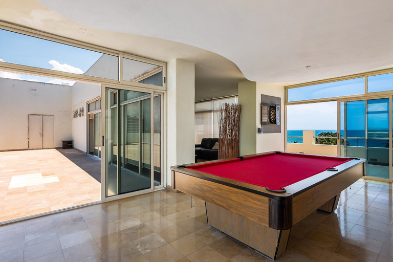 Game room, Ocean-view Condo With Resort Pool & Sundeck, Compostela