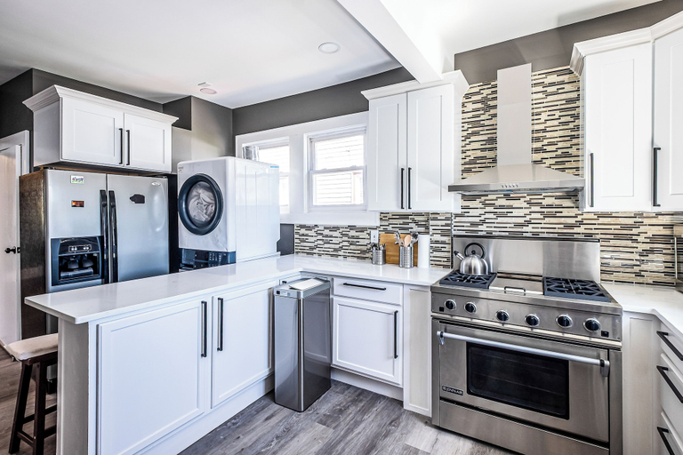 Private kitchen 2, Orange Queen LLC, Essex