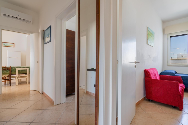 Others 5, Villa Tina a Torre Lapillo, Lecce