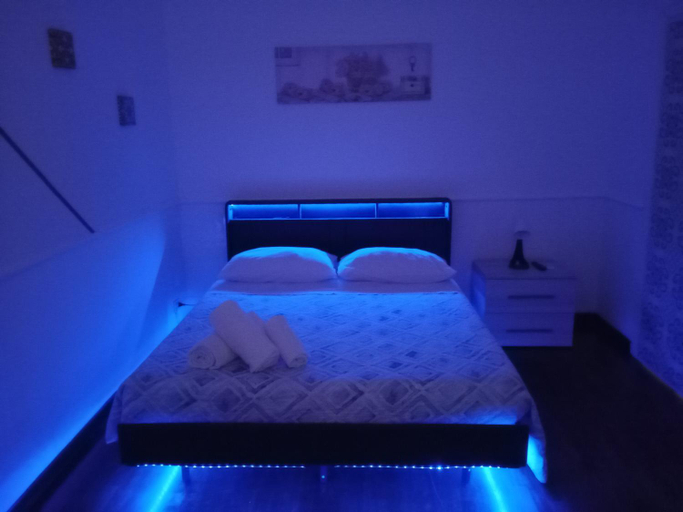 5, I 4 mori, Rome