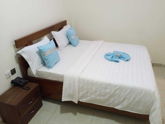 Room 2, HOTEL NJENKA, Mfoundi