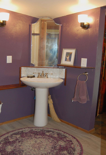 Bathroom 4, Hillside Deck Cottages - Rustic Pnw Retreat 2 Bedroom Cottage, Lane
