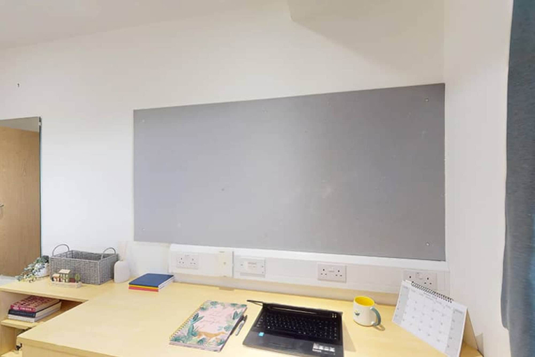 Room 2, Student Only Ensuite Plus Edinburgh, Edinburgh