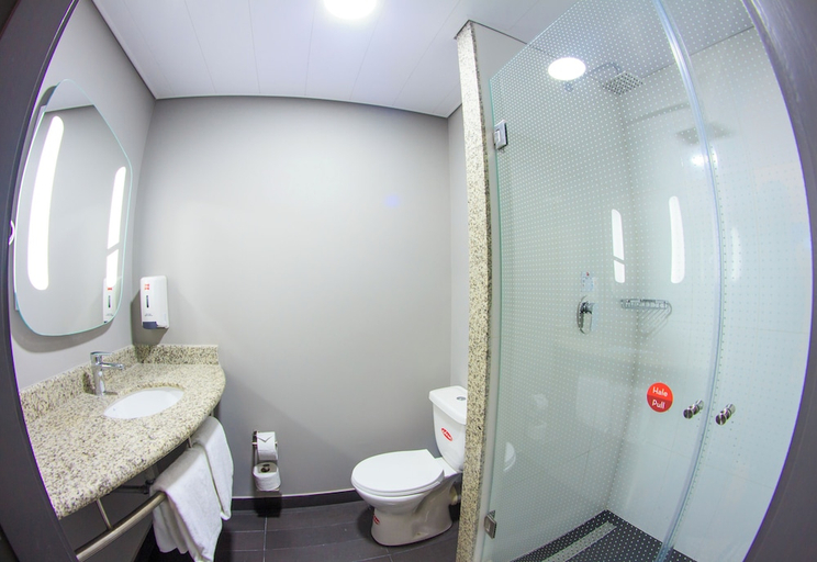Bathroom 4, Ibis Cucuta Hotel, San José de Cúcuta