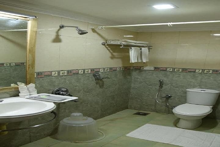 Bathroom, AMAN Residency, Kannur